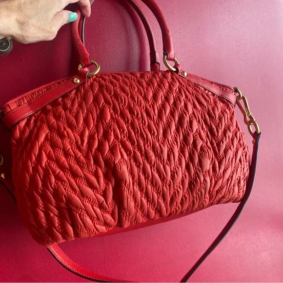 70th Anniversary Coach Festive Red Chevron Nylon Quilted Satchel Vday or Holiday - Picture 3 of 10